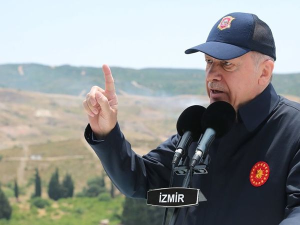 Cumhurbaşkanı Recep Tayyip Erdoğan Yunanistan'da adeta deprem etkisi yarattı!