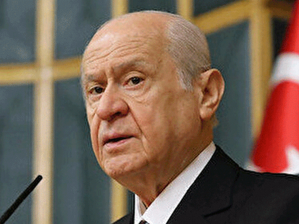 Devlet Bahçeli'den Terörist Fetullah Gülen Yorumu: Türkiye'ye Başında Çuvalla Getirilmeli