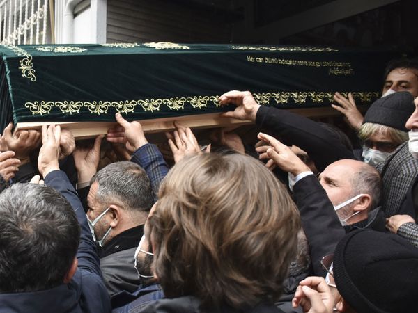 Diriliş Şairi Bugün Son Yolculuğuna Uğurlandı!