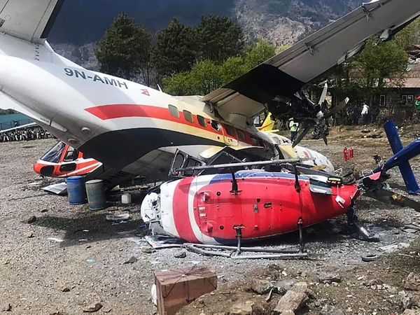 Dünya peş peşe Hindistan ve Rusya’da düşen uçakları konuşuyor!
