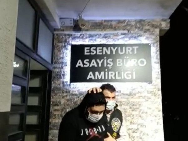 Esenyurt'ta Polis Altın Hırsızlığı Yapan Çeteyi Çökertti