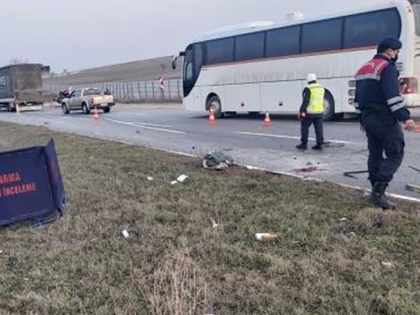 Eskişehir’de Aşırı Hız Ölümle Sonlandı: 2 Ölü, 1 Yaralı