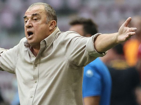 Fatih Terim'den Alanyaspor Mağlubiyetinin Ardından Taraftarlara Tepki!