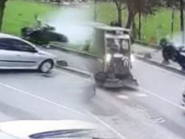 İstanbul'da Motosiklet Havaya Uçtu