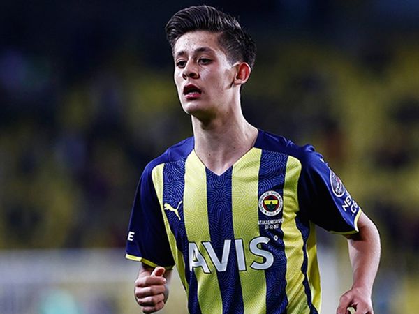Fenerbahçe'nin genç yıldızı Arda Güler'den resital