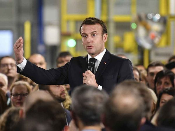 Fransa Cumhurbaşkanı Emmanuel Macron: Müslümanların veya Yahudilerin dinlerinin emrettiği gibi yemek yemelerini engelley