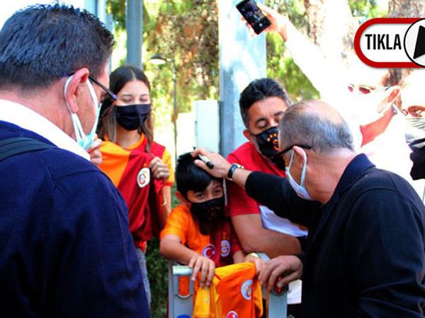 Galatasaray'a Antalya'da Coşkulu Karşılama!