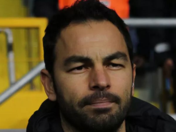 Galatasaray'da Selçuk İnan Adana Demirspor Mağlubiyeti Sonrası Yunus Akgün Transferi Hakkında Konuştu!