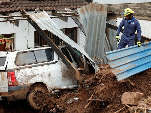 Güney Afrika'da sel felaketi meydana geldi: Can kaybı 443