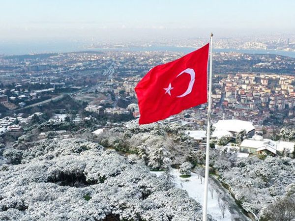 Hafta Sonunda İstanbul'da Yoğun Kar Yağışı