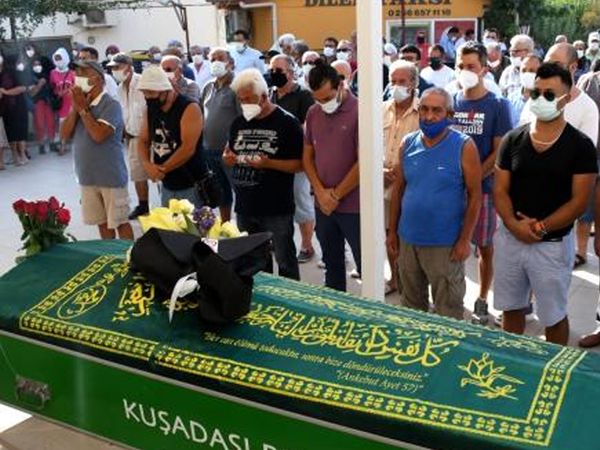 Hayatını Kaybeden Metin Çekmez'in Cenazesinde Kızı Vasiyetini Açıkladı