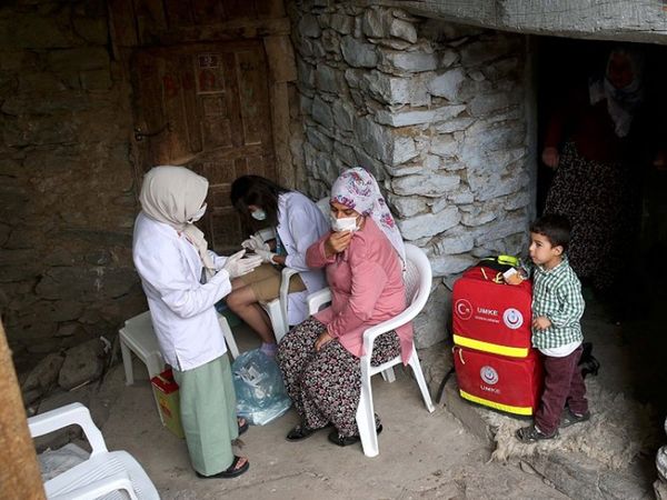 Her Gün Rekorlar Bu Emekle Kırılıyor! Mobil Ekipler Dağ Tepe Dolaşıp Aşı Yapıyor
