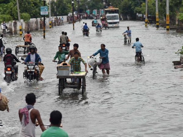 Hindistan ve Bangladeş felaketi yaşıyor! 34 kişi hayatını kaybetti!