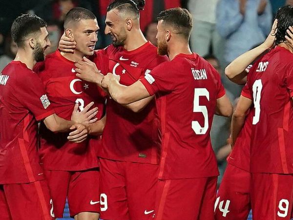 Hull City, Antalyaspor'un ve A Milli Takım'ın yıldızı Doğukan Sinik'i transfer etti!