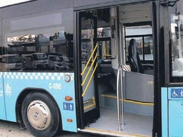 İBB’den Ödeme Alamayan Özel Halk Otobüsü Şoförleri Mağdur! 'İstanbul’da Ulaşım Sistemi Çökmüş Durumda’