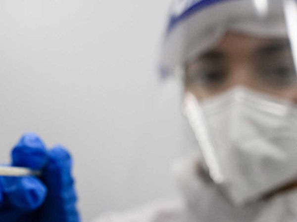 İçişleri Bakanlığı duyurdu: 1 Haziran'dan itibaren PCR testi zorunluluğu