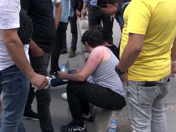 İETT otobüsü 2 gence çarptı: Kazadan sonra kaçtığı iddia ediliyor