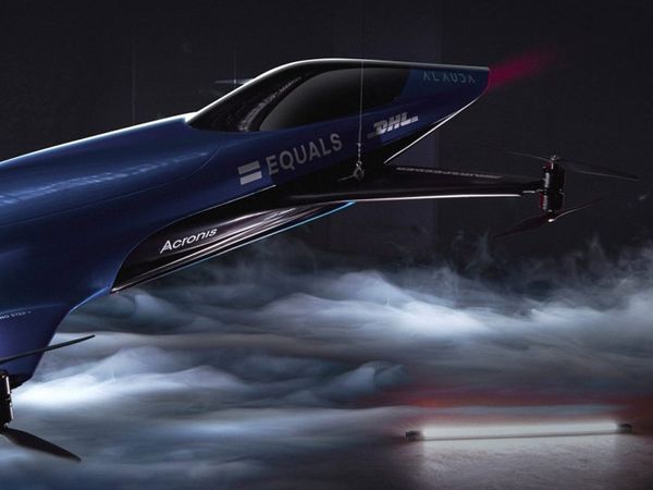 İlk Uçan Yarış Aracı Airspeeder Mk3'ün Testleri Başladı