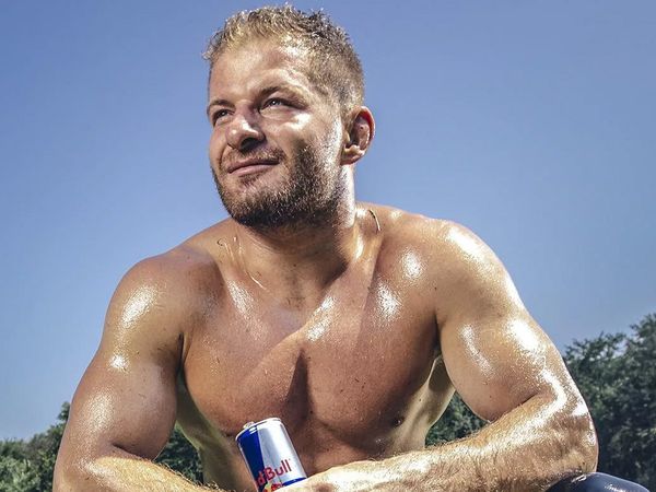 İsmail Balaban Survivor'da Güreşti!