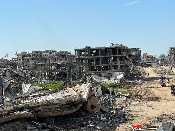 İsrail ilk defa Gazze'deki bazı bölgelerden geri çekildi!