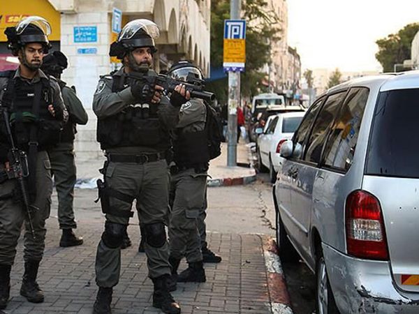 İsrail Polisi Filistinli Kadını Feci Şekilde Dövdü