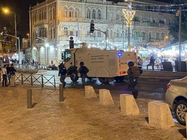 İsrail Polisi Kudüs'te Birçok Filistinliyi Yaraladı
