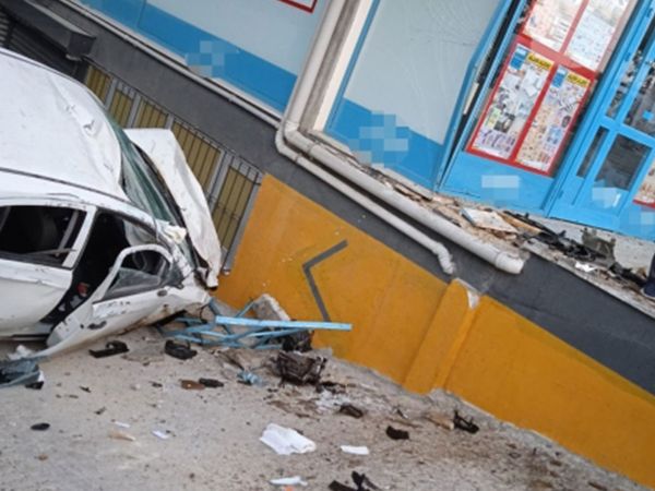İstanbul Beylikdüzü'nde Kaza: Vatandaşlar Deprem Oldu Sandı