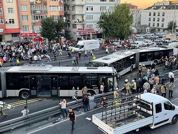 İstanbul2daki metrobüs kazasını anlattılar