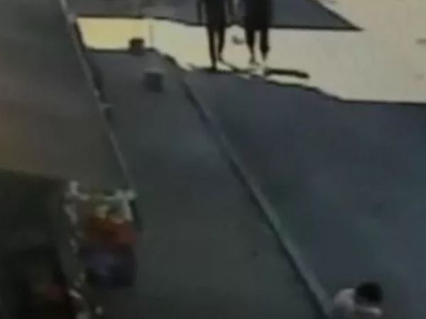 İstanbul'da Dehşet: Pakistan Uyruklu Gençler Arkadaşının Kafasını Kesti!