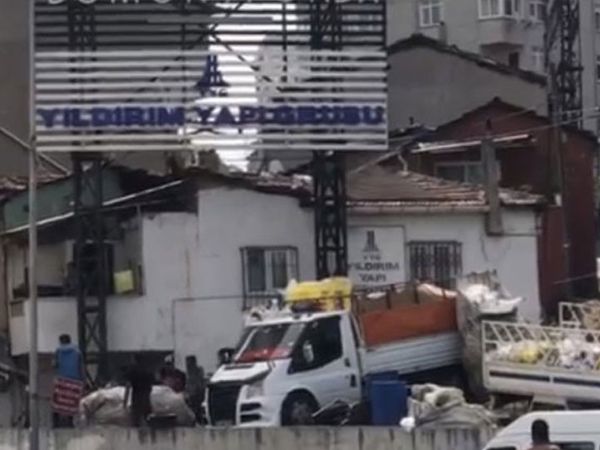İstanbul’da Sokak Kavgasının Sonu Kanlı Bitti
