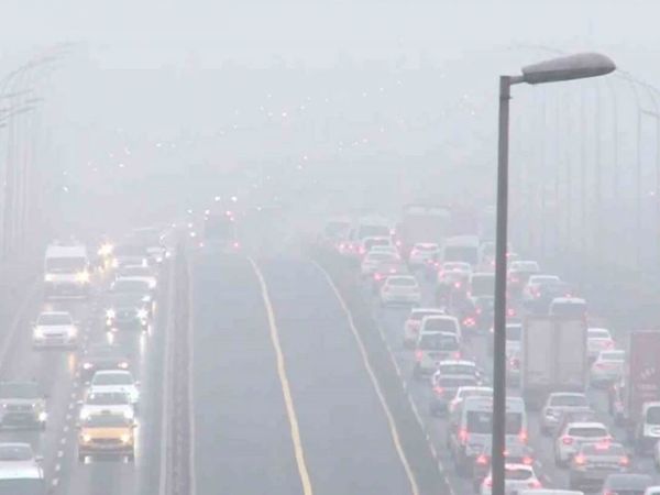 İstanbul’da yoğun sis etkili oldu: Haliç Köprüsü gözden kayboldu!
