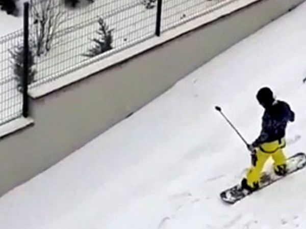 İstanbullunun Karda Snowboard Keyfi Kamerada
