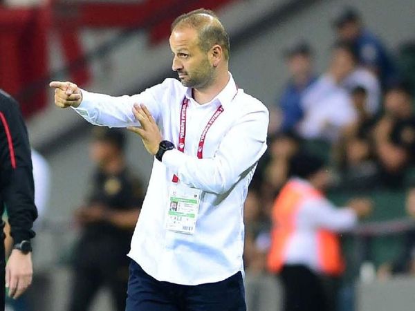 İstanbulspor Teknik Direktörü Osman Zeki Korkmaz, Süper Lig'e yükselmeleri sonrası dikkat çeken açıklamalarda bulundu!