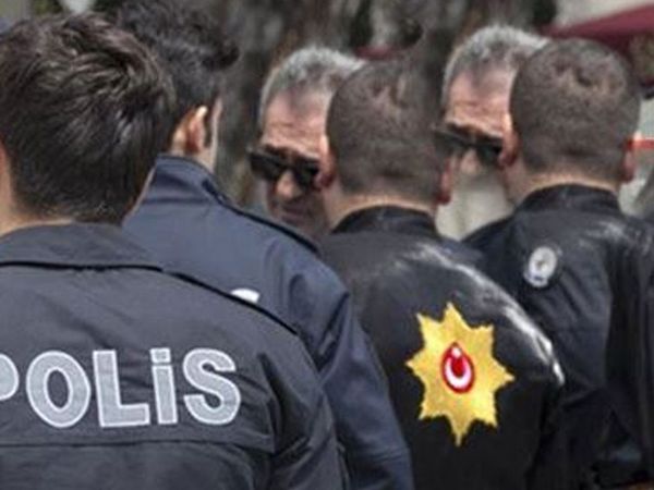 ‘İşte Böyle Çalarız’ Diyen Ukala Hırsızlara Ders Gibi Cevap Polisten Geldi!