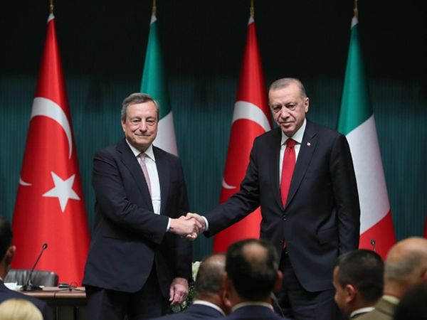 İtalya Başbakanı Karadeniz'deki tahıl koridorunun hayati önemine dikkat çekti!