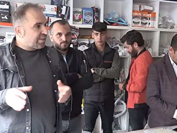 İYİ Parti Genel Başkanı Meral Akşener Burası Siirt Değil Burası Kürdistan Diyen Esnafa Cevap Veremedi!