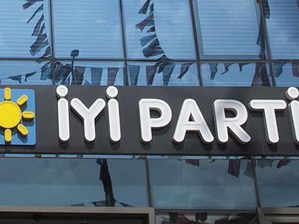 İYİ Parti'den Yeni Parti Sinyali