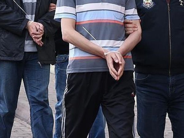 İzmir Merkezli 40 İlde Dev FETÖ Operasyonu Düzenlendi!