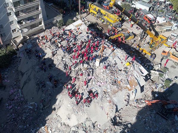 İzmir'de yaşanan deprem felaketinde 36 kişiye mezar olan apartmanın tadilatını yapan firma sahibi konuştu!