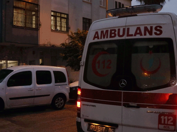 Kan Donduran Olay: Adana'da Kardeşinin Dini Nikahlı Eşini ve Annesini Yemek Masasında Katletti