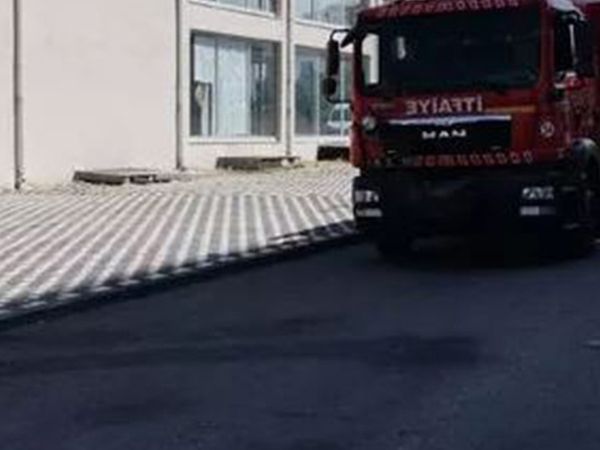 Kayseri'de Bir Genç Önce Evini Yaktı Sonra Oturup İzledi!