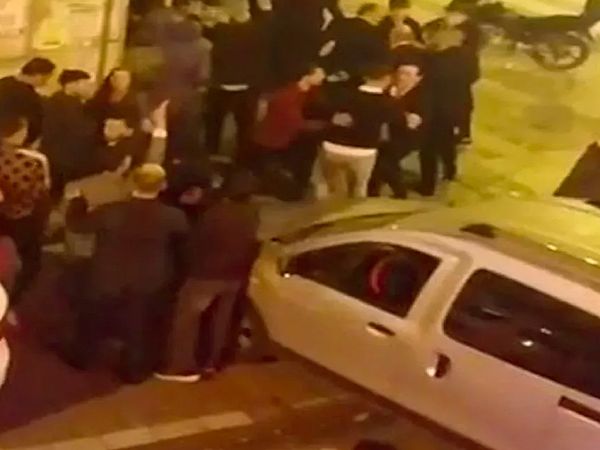 Kendi Düğününü Terkeden Gelin