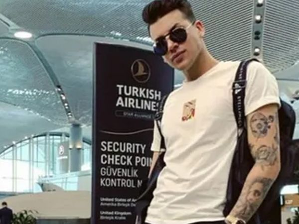 Kerimcan Durmaz'dan Kar Üzerinde Mayolu Paylaşım!