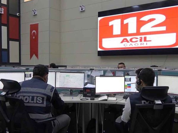 Kırıkkale 112 Acil Çağrı Merkezi'ne gelen çağrılar pes dedirtti: Benim maaşımdan acil bir olay mı var!