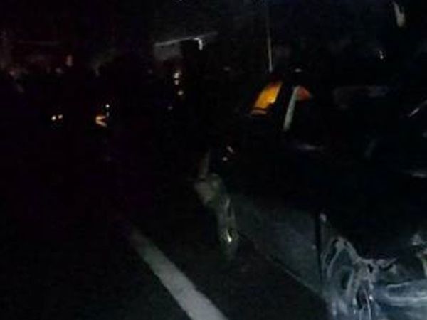 Kocaeli Geçişinde Korkunç Kaza 9 Araç Birbirine Girdi