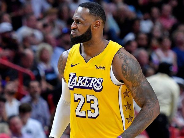 Lebron James'den Taraftara Hakaret!