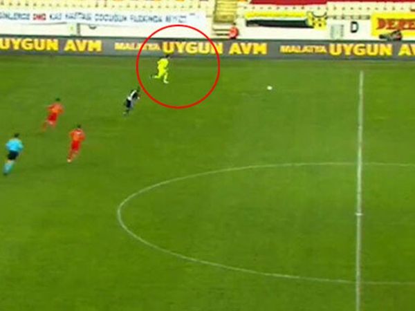 Malatyaspor Kalecisi Gol Aradı!