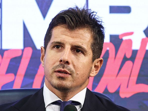 Medipol Başakşehir Teknik Direktörü Emre Belözoğlu'nun İlk Açıklamaları!