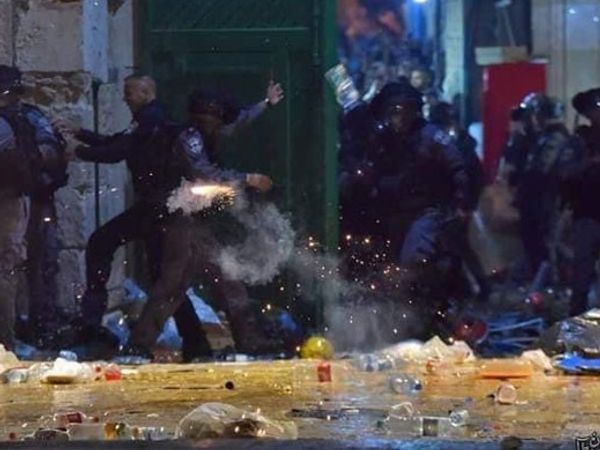 Mescid-İ Aksa'ya Yapılan Saldırıya Türkiye'den Tepkiler Art Arda Geldi