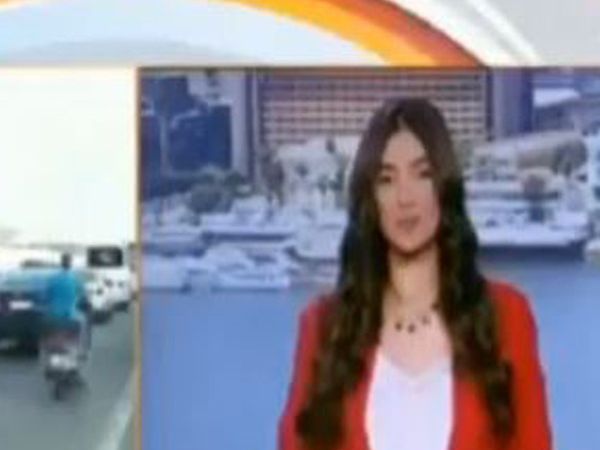 Mısır'da Muhabire Canlı Yayında Motosiklet Çarptı